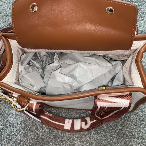 Steve Madden crossbody - Picture 3 of 4